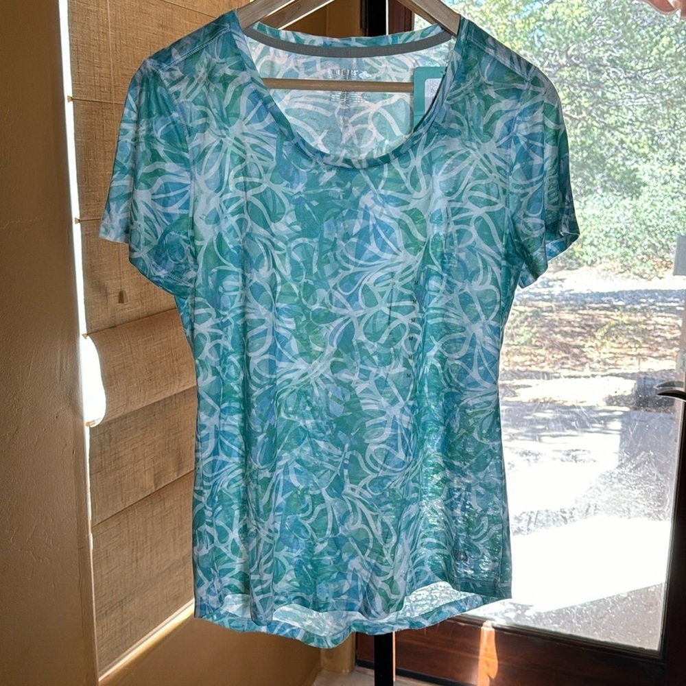 NWT Reel Legends Soft Spirals Green Blue Tee Size Medium